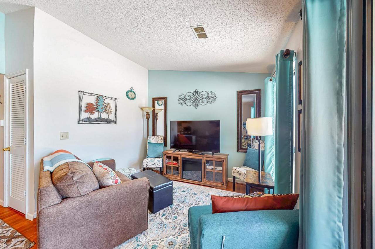 Couples Paradise & Retreat On The 18Th Branson Habitación foto