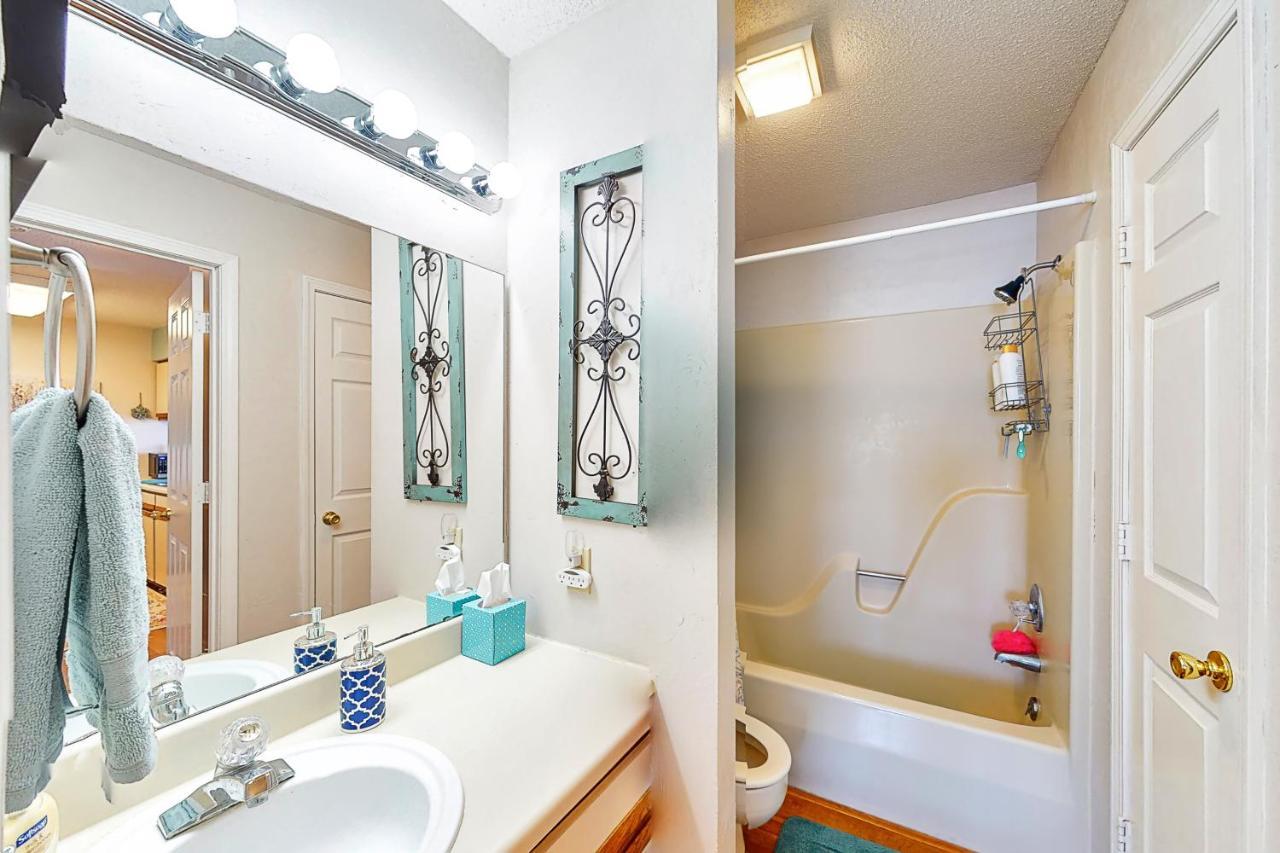 Couples Paradise & Retreat On The 18Th Branson Habitación foto