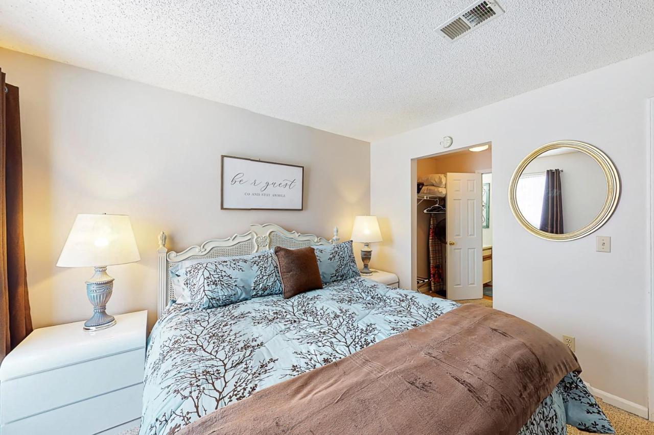 Couples Paradise & Retreat On The 18Th Branson Habitación foto