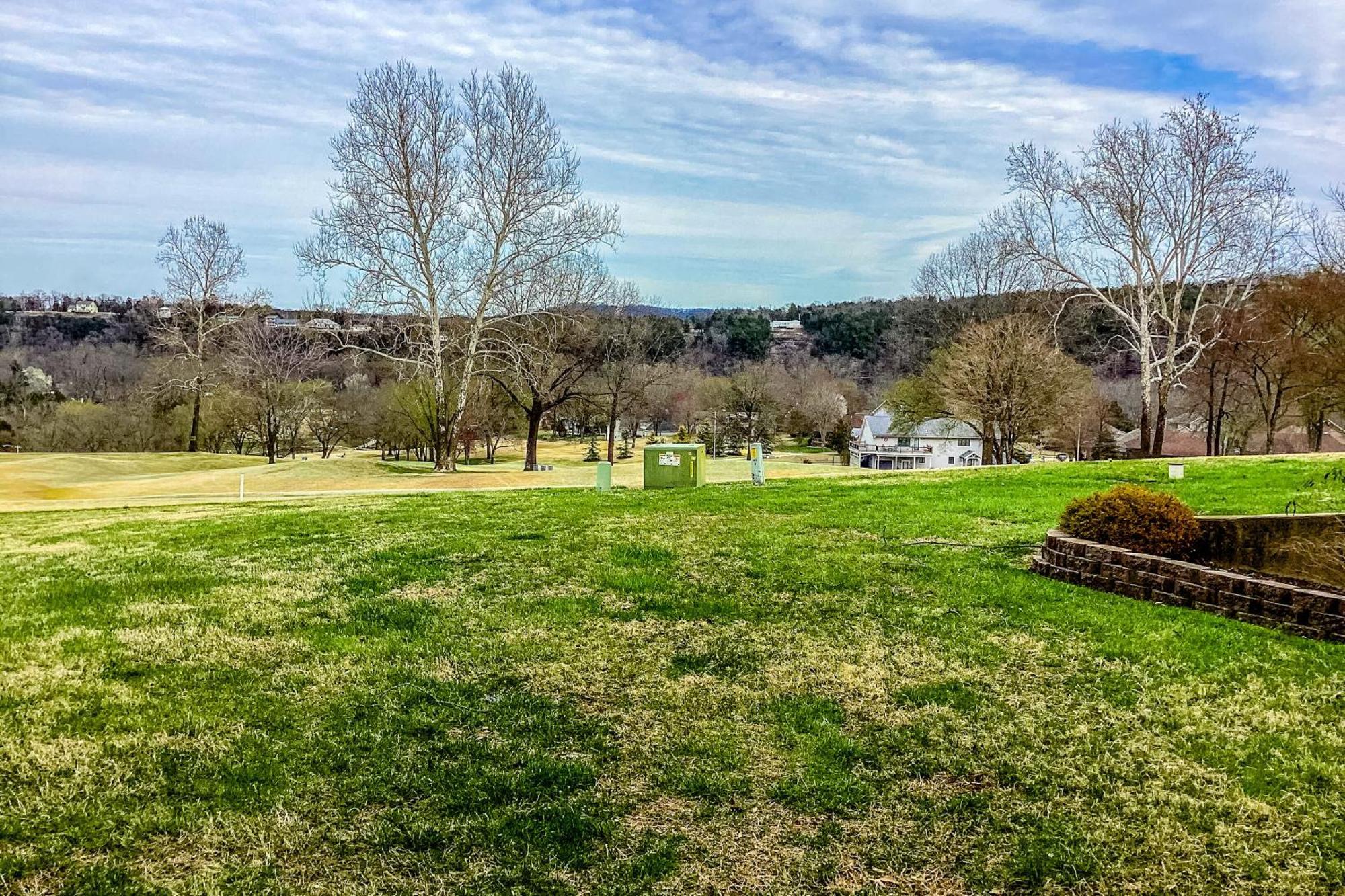 Couples Paradise & Retreat On The 18Th Branson Habitación foto