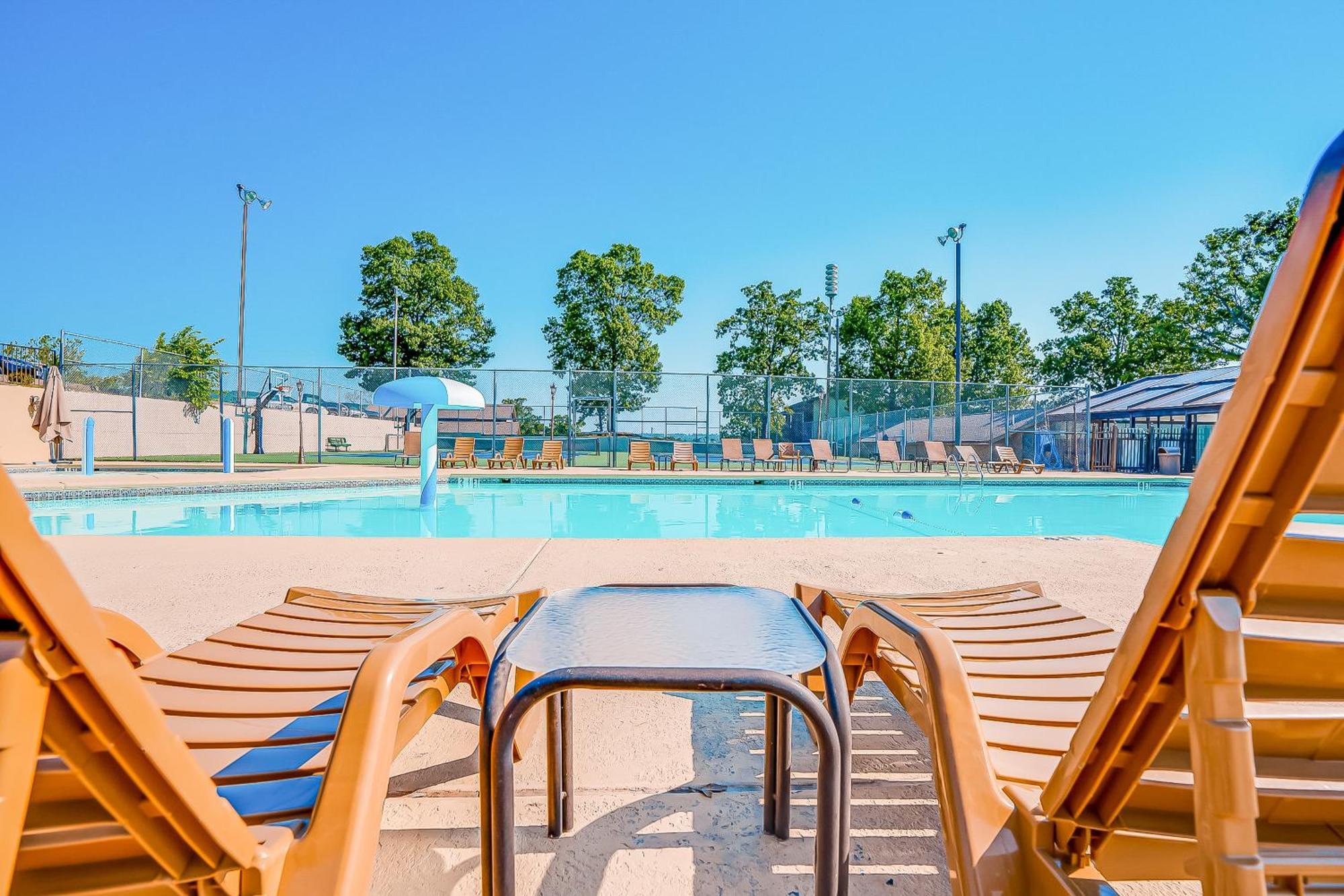 Couples Paradise & Retreat On The 18Th Branson Habitación foto